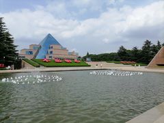 -上海市龙华烈士陵园