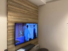 -汉庭优佳(上海恒隆广场南京西路地铁站店)