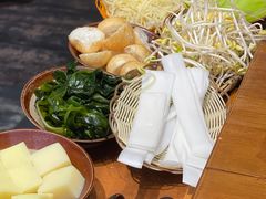 -黔有有贵州酸汤夺夺粉火锅(五味十字店)