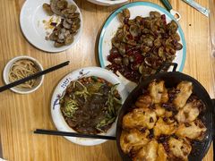 -百味地锅鸡(铜山路店)