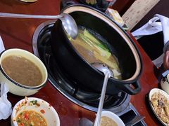 -菌之家·专业纯野生菌火锅·特色炒菌