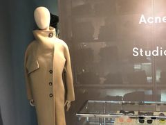 -Acne Studios(芮欧百货店)