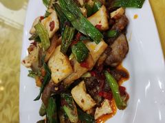 -乡土特色.冷锅鱼.牦牛肉汤锅