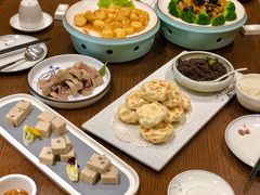 鲅鱼酱配石头饼-聚缘堂·海鲜私房菜(松岭路店)