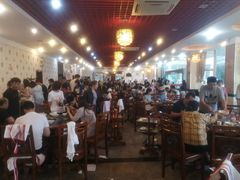 大堂-九尺赵老四鲜鹅肠火锅