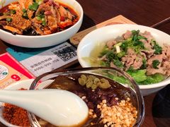 -全牛匠·乐山跷脚牛肉(西单华威约饭街店)