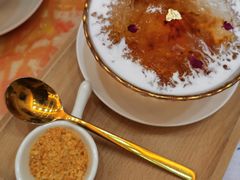 金箔雪燕桃胶-甜心妈妈·榴莲星级糖水(北京路总店)