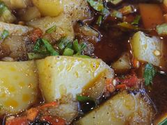 -拈签一笑黄牛肉辣卤串串
