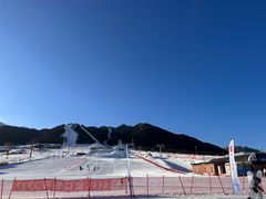 -丝绸之路山地度假区滑雪场