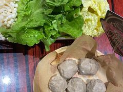 -沙胆彪炭炉牛杂煲(上海日月光广场店)