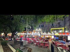 -记忆串城·东北烧烤·小龙虾·大型团建(南油店)