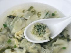 鸡汤荠菜馄饨-弄堂咪道-饭香·面香·馄饨香(汇锦广场店)