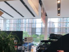 -无锡中升仕豪路虎4S店(新吴店)