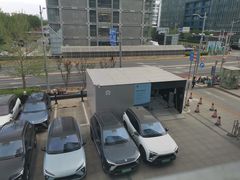 -蔚来中心(北京中关村店)