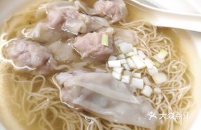 Fresh Pork Wonton Noodle Soup