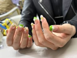 -瞧·享轻奢美甲美睫