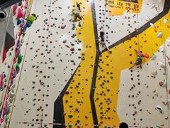 -问山MountQuest攀岩馆