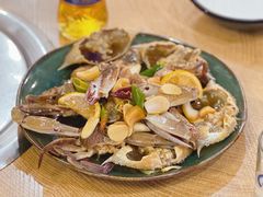 酱蟹-大关领烤贝壳海鲜汤