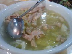 推荐菜：肥肠汤-天一沾水肥肠(科园一街店)