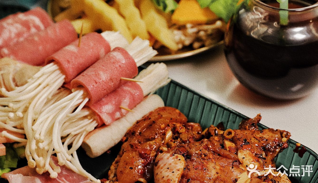 重庆美食｜边烤边涮的泰式小火锅🥘