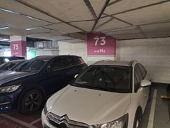 -荟聚西红门购物中心-停车场