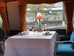 -火车头法国西餐厅