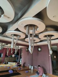 -威思丽高温瑜伽会馆