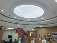-雅悦齿科(顾村公园店)