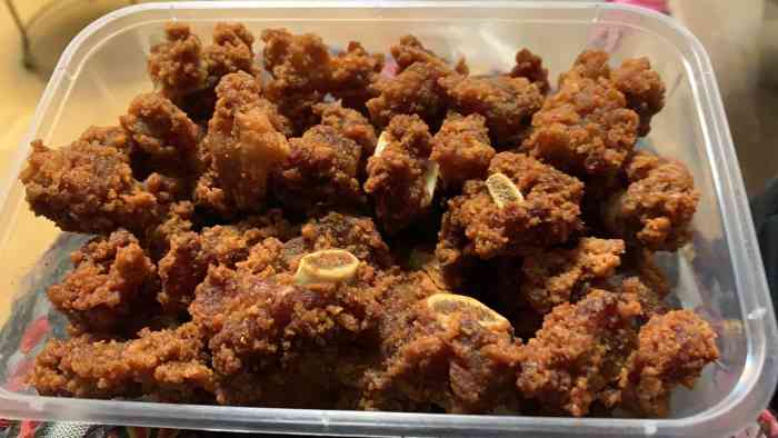 乔波食品-"「乔波食品」杜桥中心菜市场门口进去就能.