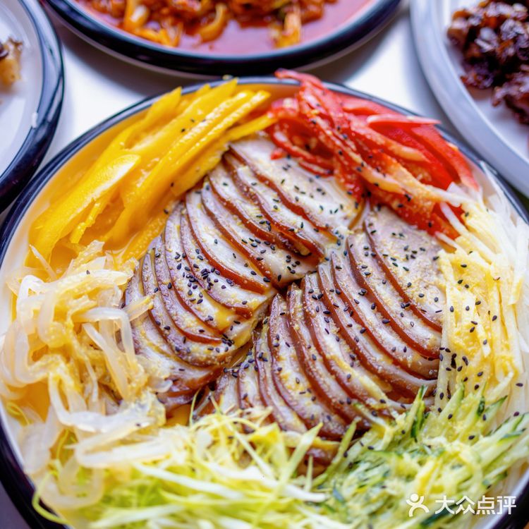 大数据请把这篇推给青岛爱吃猪蹄的姐妹🐷!