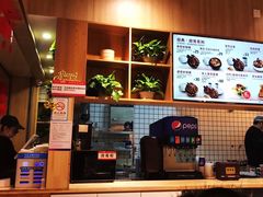 -万和春排骨砂锅米饭(新业广场店)