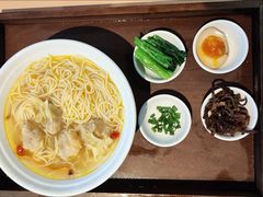 鲜虾云吞港式汤面-避风塘(五角场店)