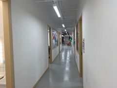 -猴有戏教育戏剧·音乐剧·主持口才·演讲朗诵辩论(环球港华师大校区)