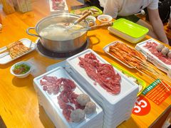 -养牛邓·潮汕牛肉海鲜自助火锅(广州店)