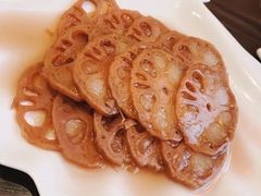 蜜汁莲藕-川味川食府