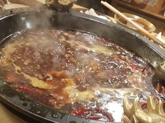 -黄潇洒老火锅(九眼桥宏济巷店)