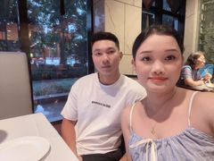 -广州万富希尔顿酒店·感趣自助餐厅·金秋蟹宴生蚝海鲜刺身