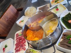 -牛德亨臻牛潮汕火锅(万邦时代店)