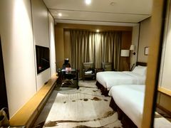 -天津梅江中心皇冠假日酒店