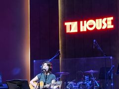 -TZ House音乐现场(来福士中心店)