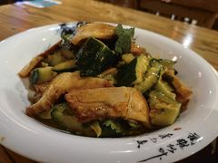 肘花拍黄瓜-關東雪东北菜(中庚漫游城店)