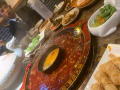 -舒家大院重庆老火锅(纪念塔店)