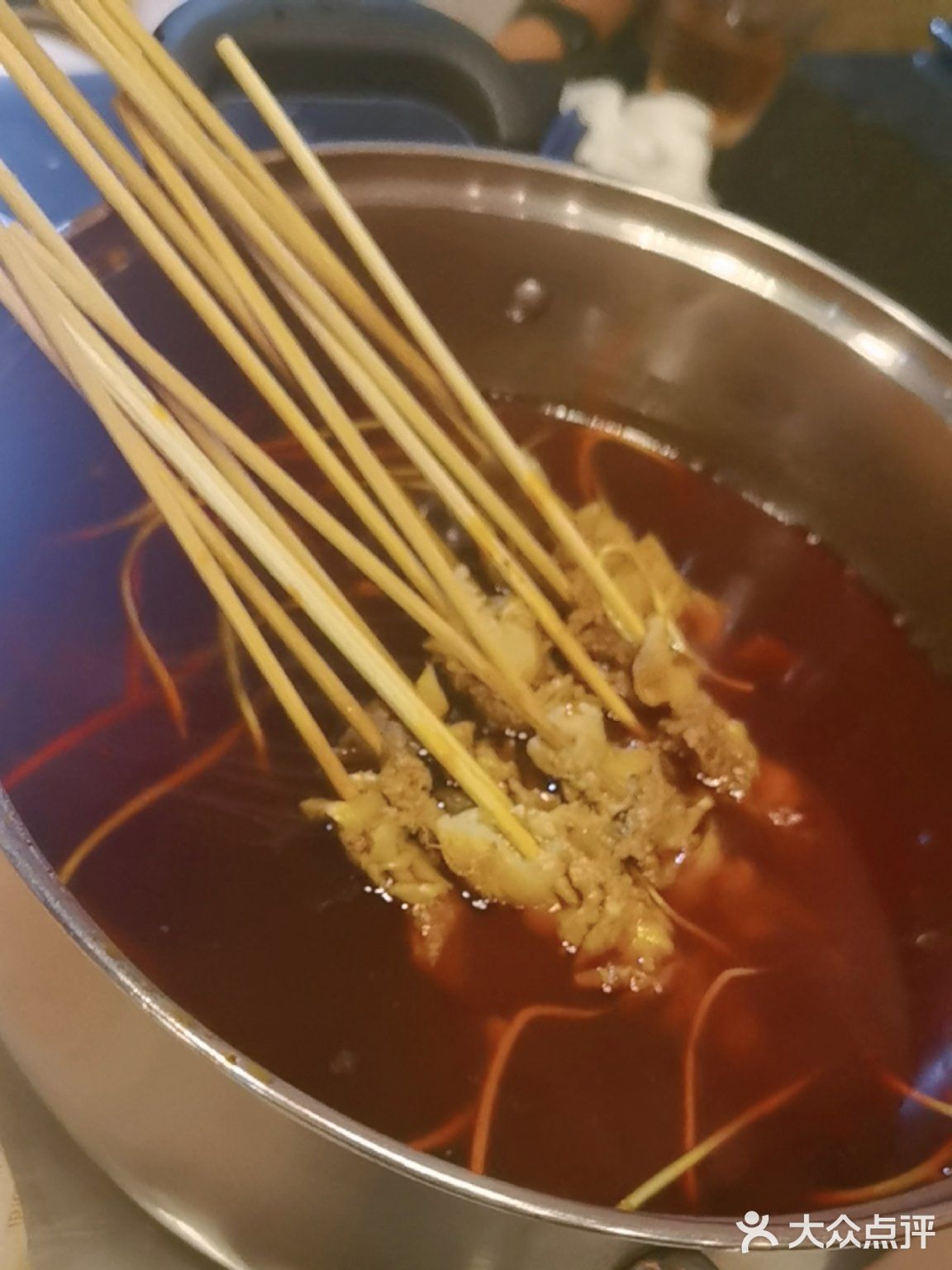 朋友们来三亚必须要来他们家吃烧烤，必吃的一家店