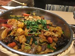 -拿渡麻辣香锅(世茂广场·工三店)