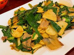 大蒜茨菇炒咸肉-永和园酒楼