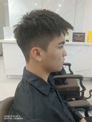 -尤司男士国潮理发馆