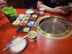 -喜牛烧肉酒场·黑金店(威高广场店)
