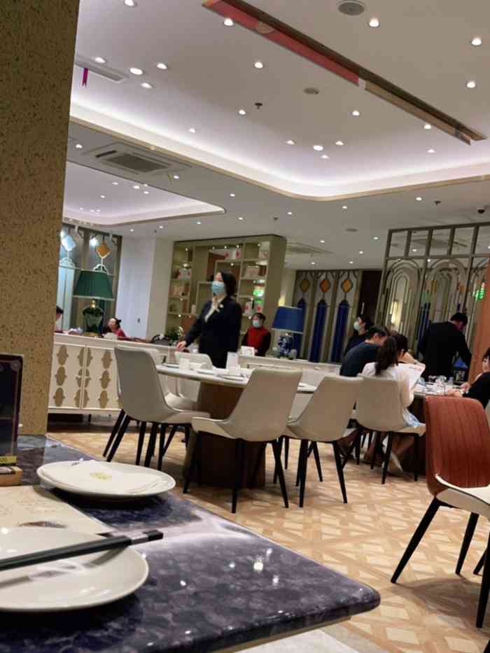 新雅茶室(大宁国际商业广场店)-"新雅也是沪上老牌粤菜馆了.