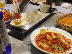 -临界音乐酒馆·小龙虾·江湖菜(华熙LIVE·鱼洞店)