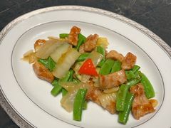 -虹潮荟·餐桌上的美食地理(太阳宫店)